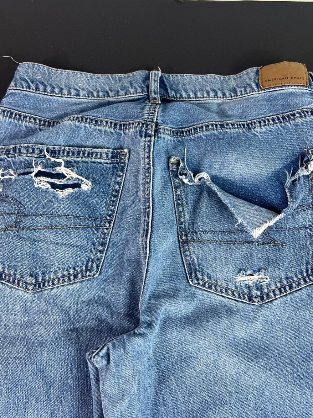 American Eagle Jeans Women's 28x27* Baggy Skater Blue Distressed Denim Tag 4S - Picture 3 of 16